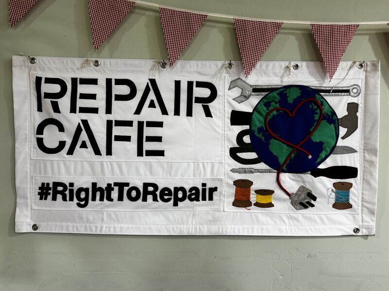 MyPrintPod 3D printing training at Repair Cafe Portsmouth